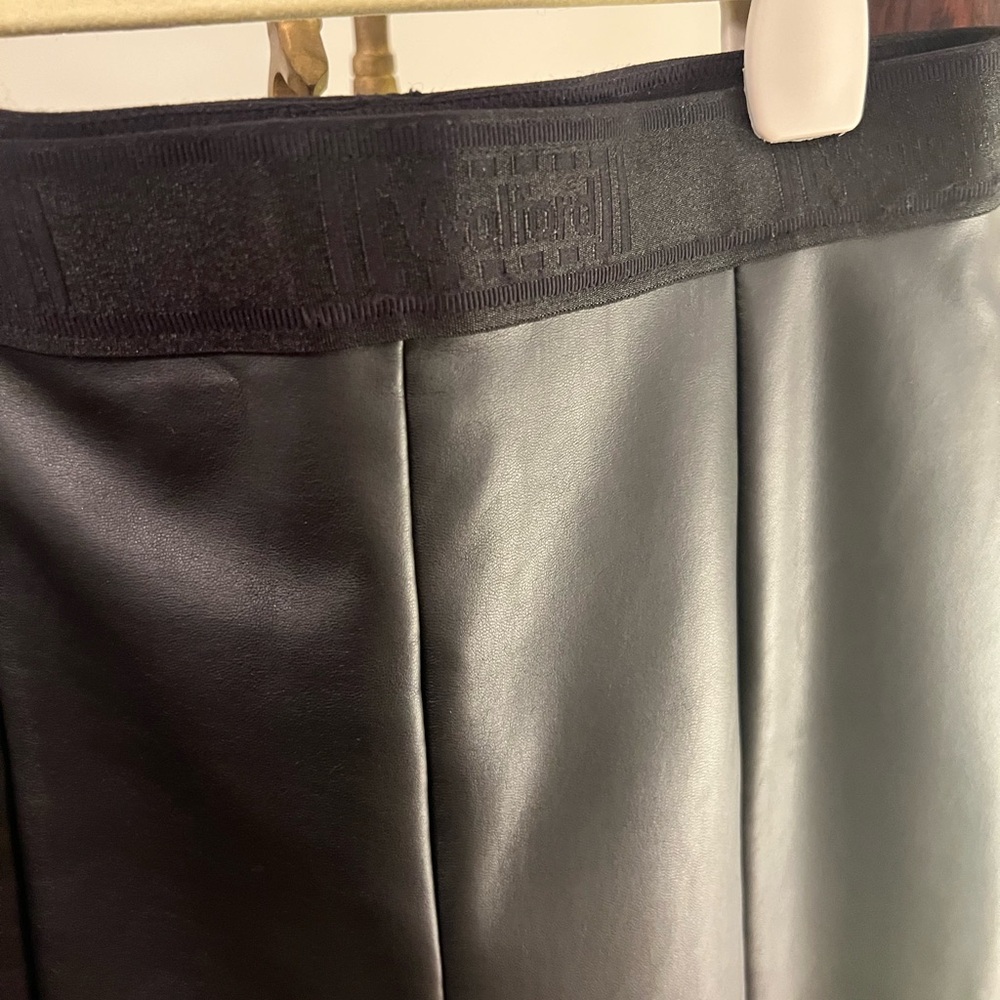 Wolford Jenna slightly cropped leather trousers size 38 - Picture 11 of 15